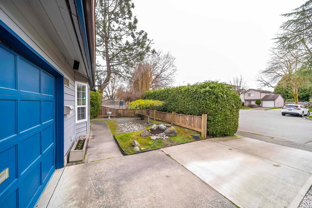 6241 Sheridan Road
