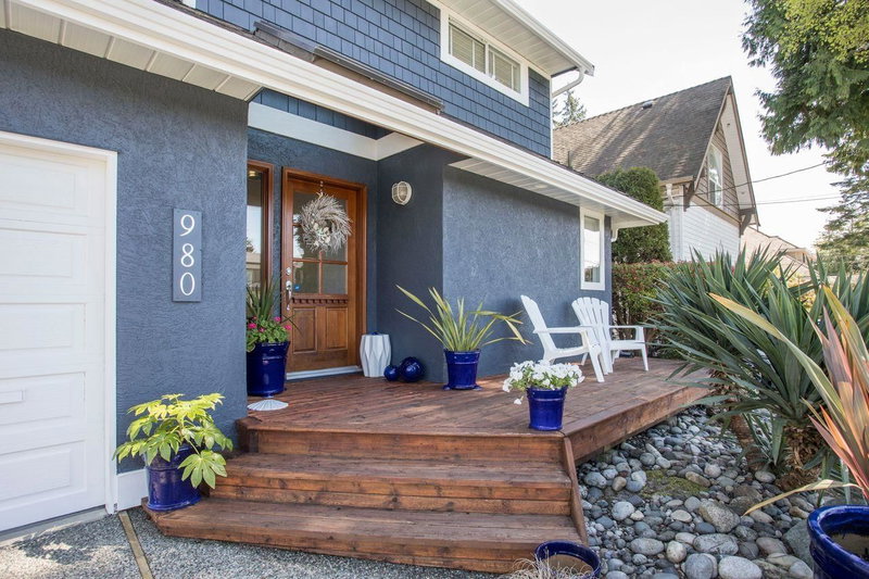 980 164 Street, White Rock, V4A 4Y5 | Image 3