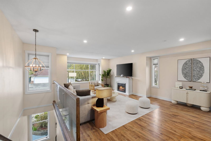 19416 123 Avenue, Pitt Meadows, V3Y 2K3 | Image 2