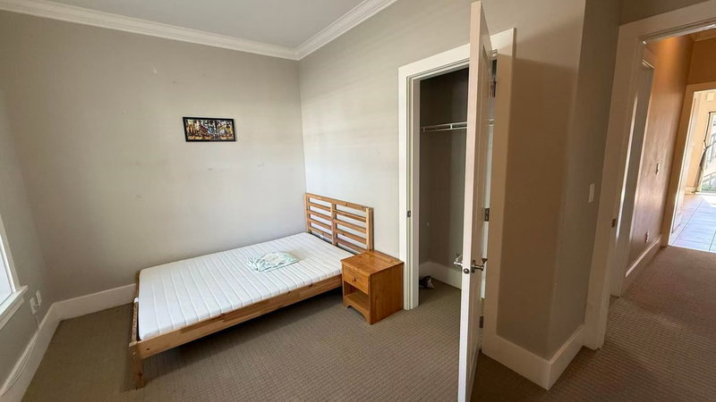 Rental Suite - 74xx 18th Avenue, Burnaby, V3N 1H7 | Image 2