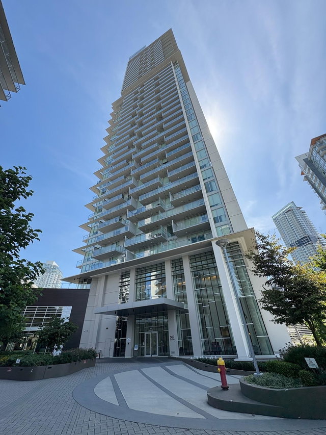 3102 - 567 Clarke Road