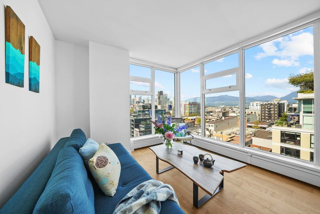 1205 - 188 Keefer Street