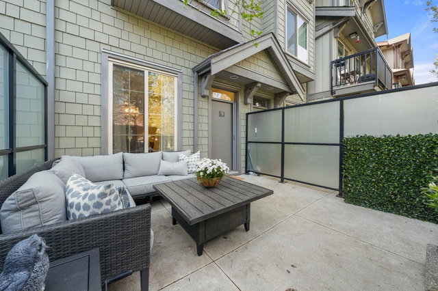 9 - 433 Seymour River Place