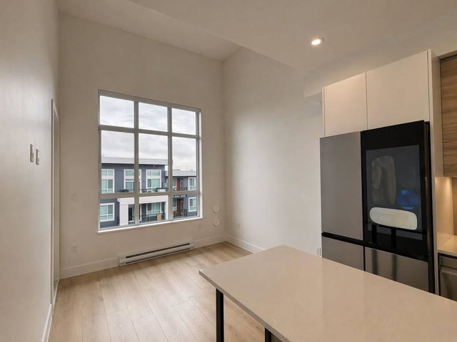 613 - 30494 Cardinal Avenue