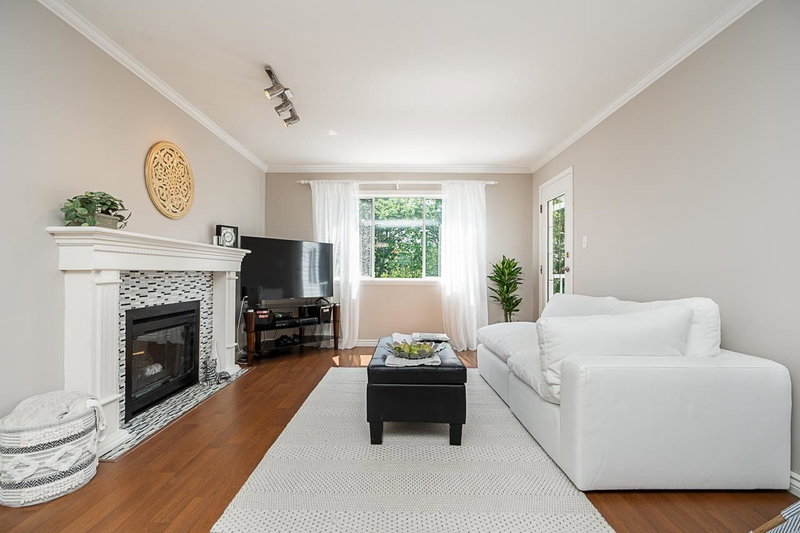 1932 Jacana Avenue, Port Coquitlam, V3C 5Y4 | Image 3