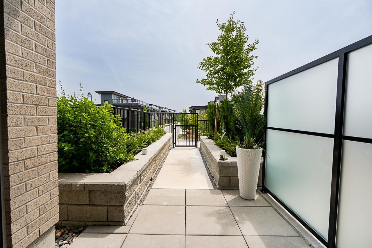 Listing Image 20