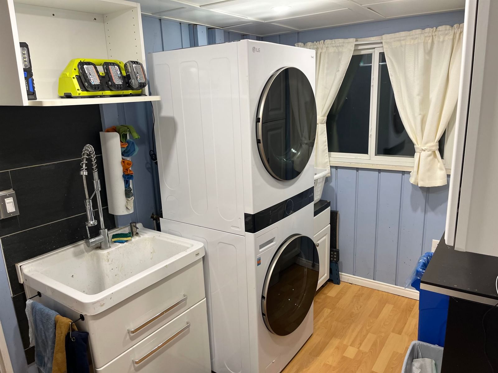 Listing Image 15