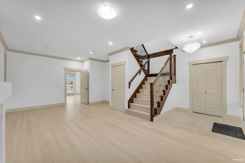 13125 108 Avenue, Surrey, V3T 2J2 | Image 3