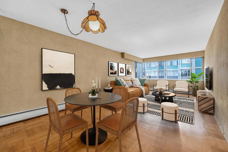 301 - 1050 Chilco Street, Vancouver, V6G 2R8 | Image 2