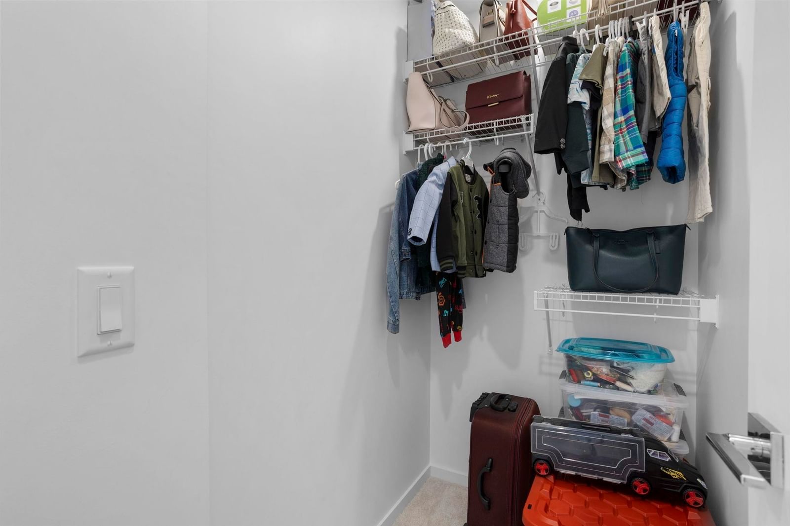 Listing Image 14