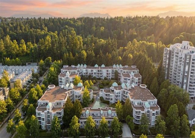 101 - 8460 Jellicoe Street