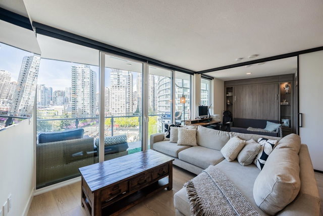 1001 - 89 Nelson Street