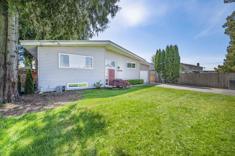 32446 Montgomery Avenue, Abbotsford, V2T 6A3 | Image 3