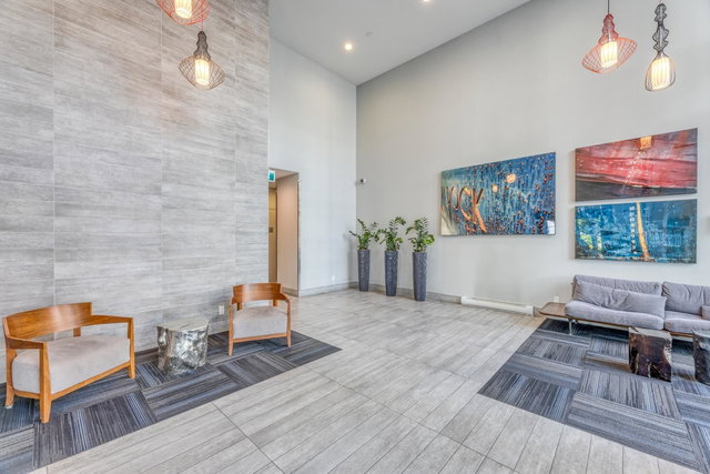 1502 - 200 Nelson's Crescent