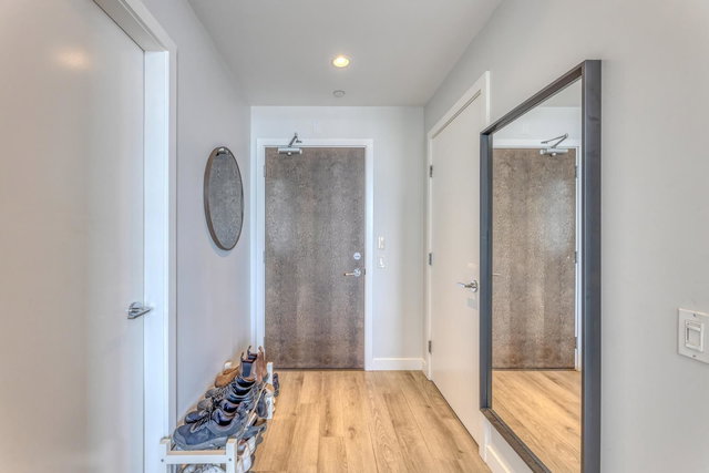 1502 - 200 Nelson's Crescent