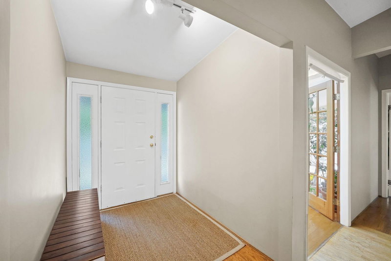 129 Roe Drive, Port Moody, V3H 3M9 | Image 3