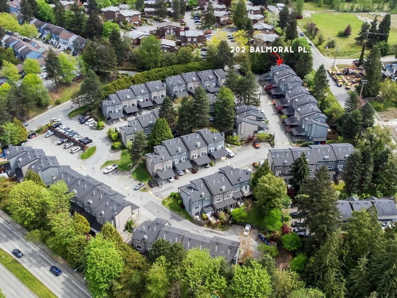 202 Balmoral Place, Port Moody, V3H 4B9 | Image 2