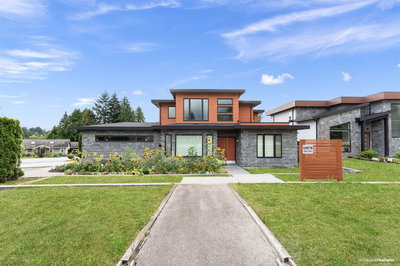 10078 Mary Drive | Surrey | Image