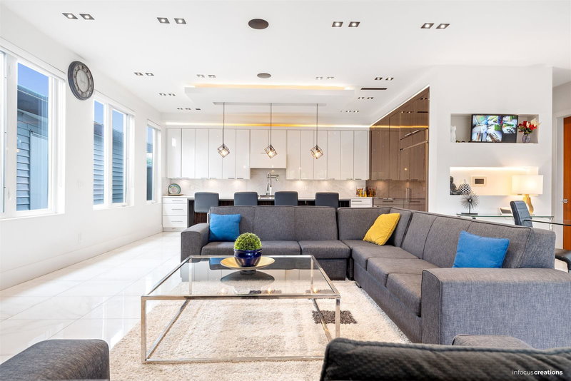 10078 Mary Drive, Surrey, V3V 3B7 | Image 2