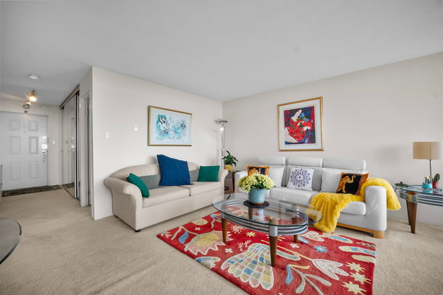 1310 - 6631 Minoru Boulevard