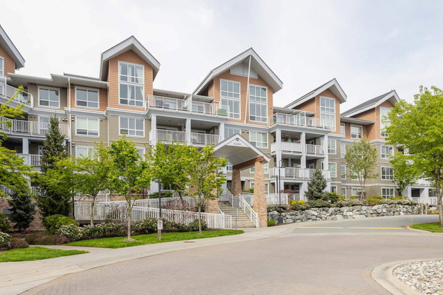 415 - 6490 194 Street