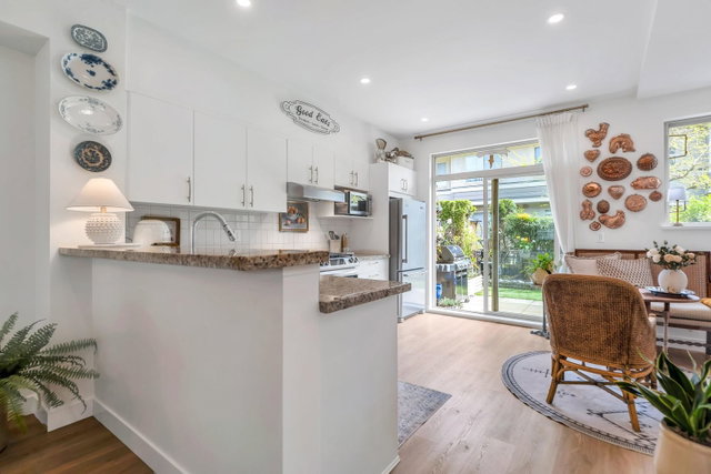 7 - 301 Klahanie Drive