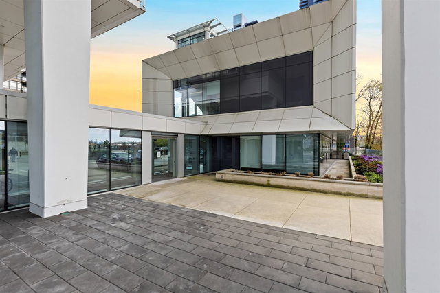 4207 - 1888 Gilmore Avenue