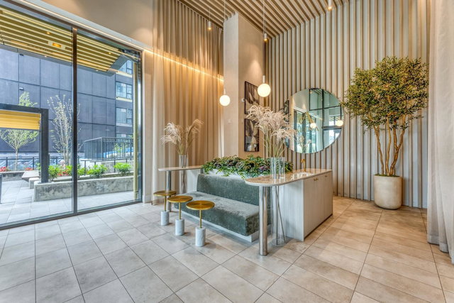 1406 - 626 Claremont Street