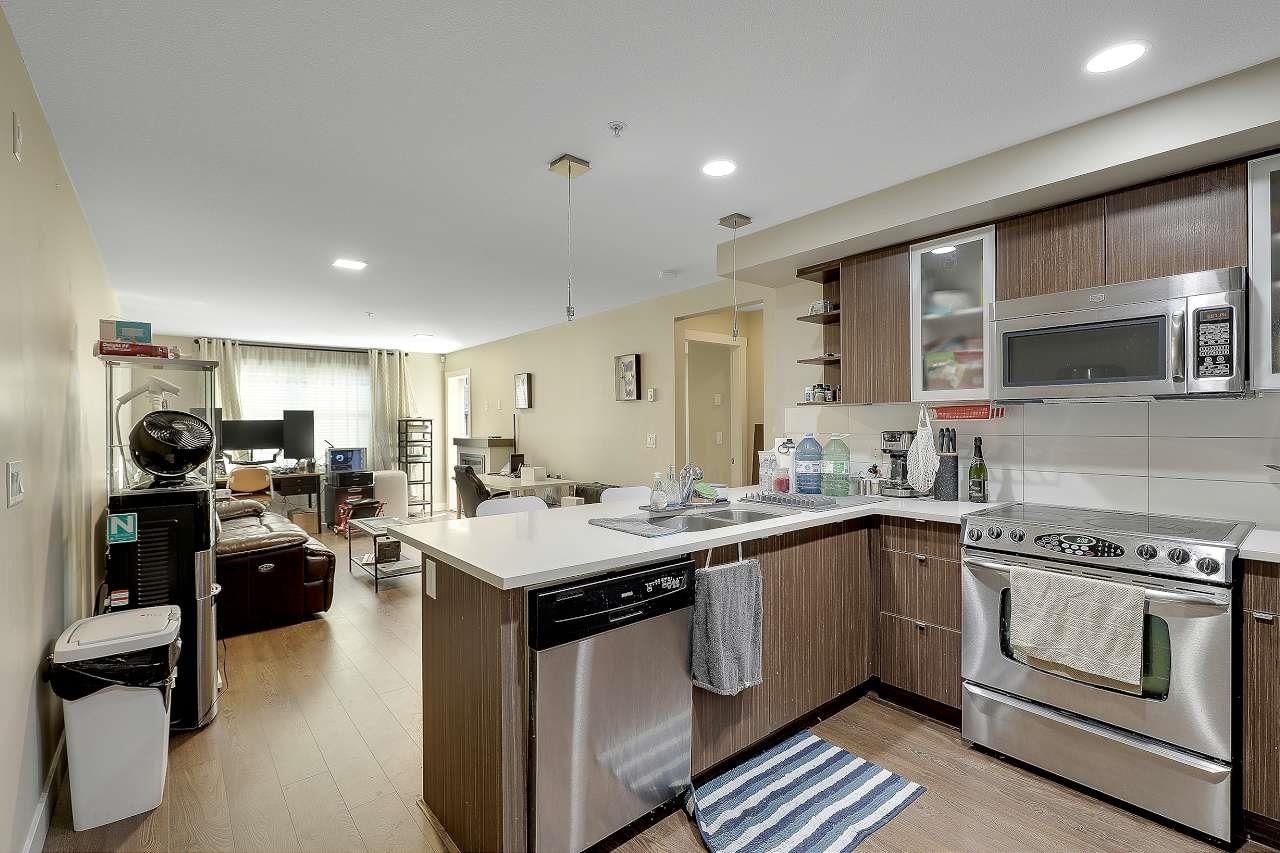 Listing Image 17