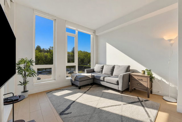 512 - 3538 Sawmill Crescent