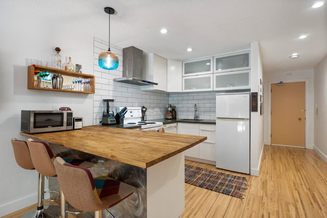 109 - 36 14th Avenue E