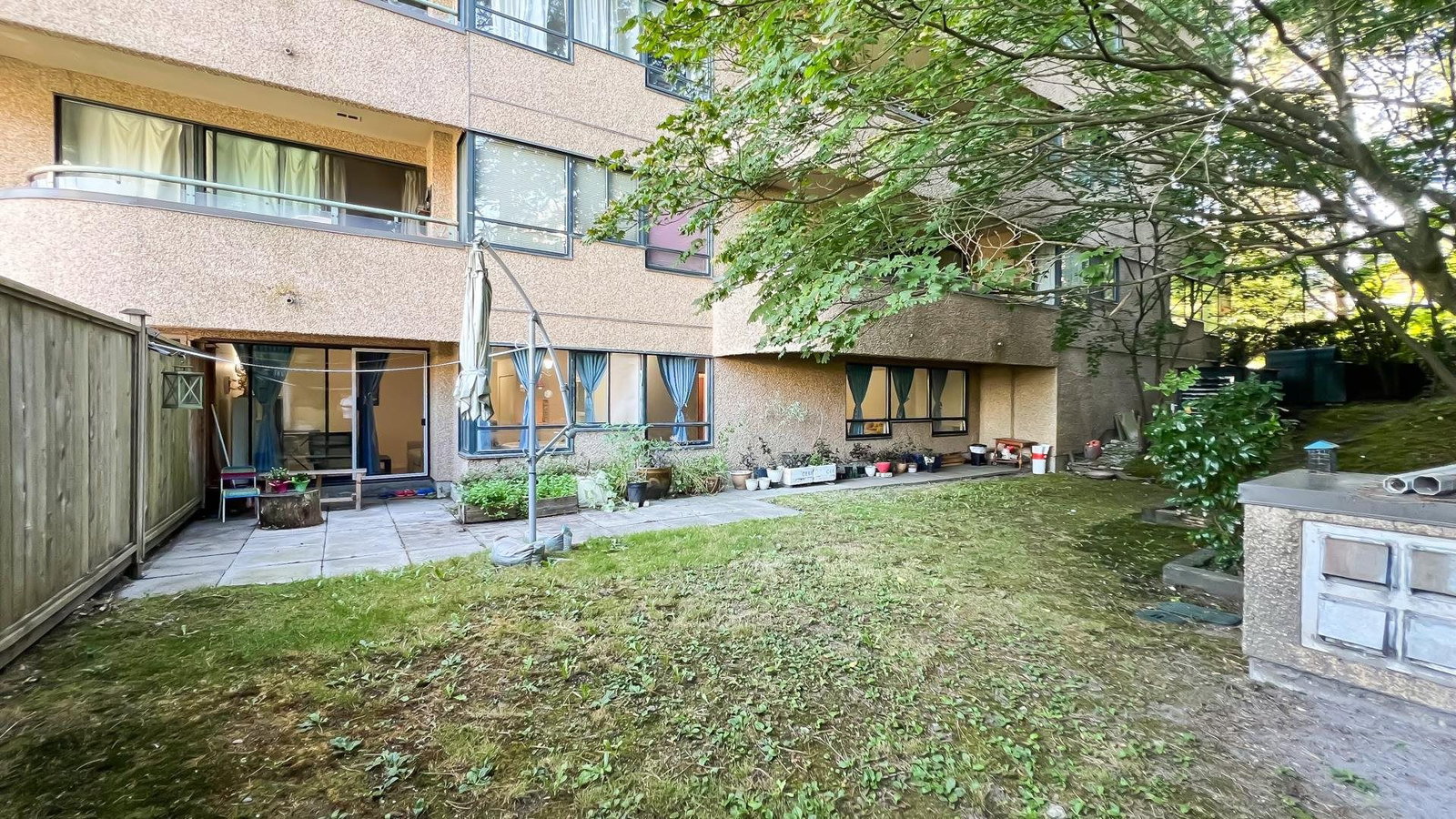 Listing Image 17