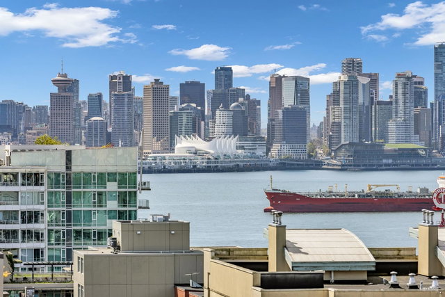 401 - 122 3rd Street E