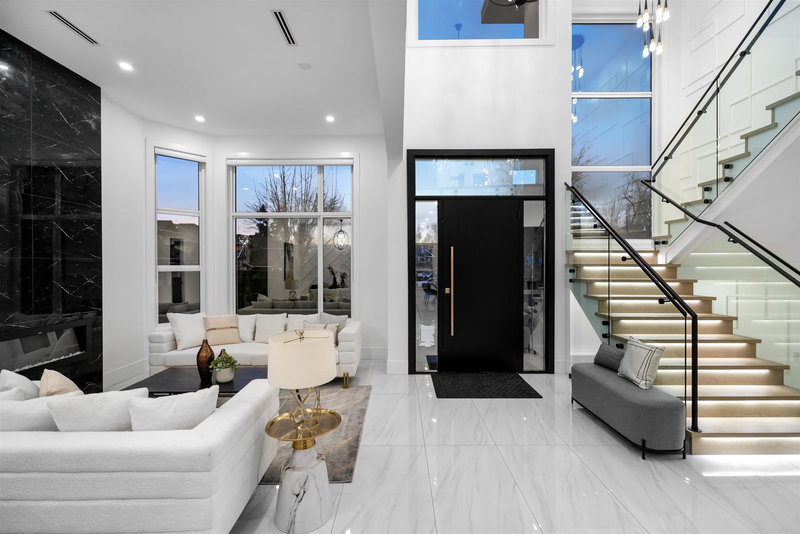 18446 68a Avenue, Surrey, V3S 9H9 | Image 3