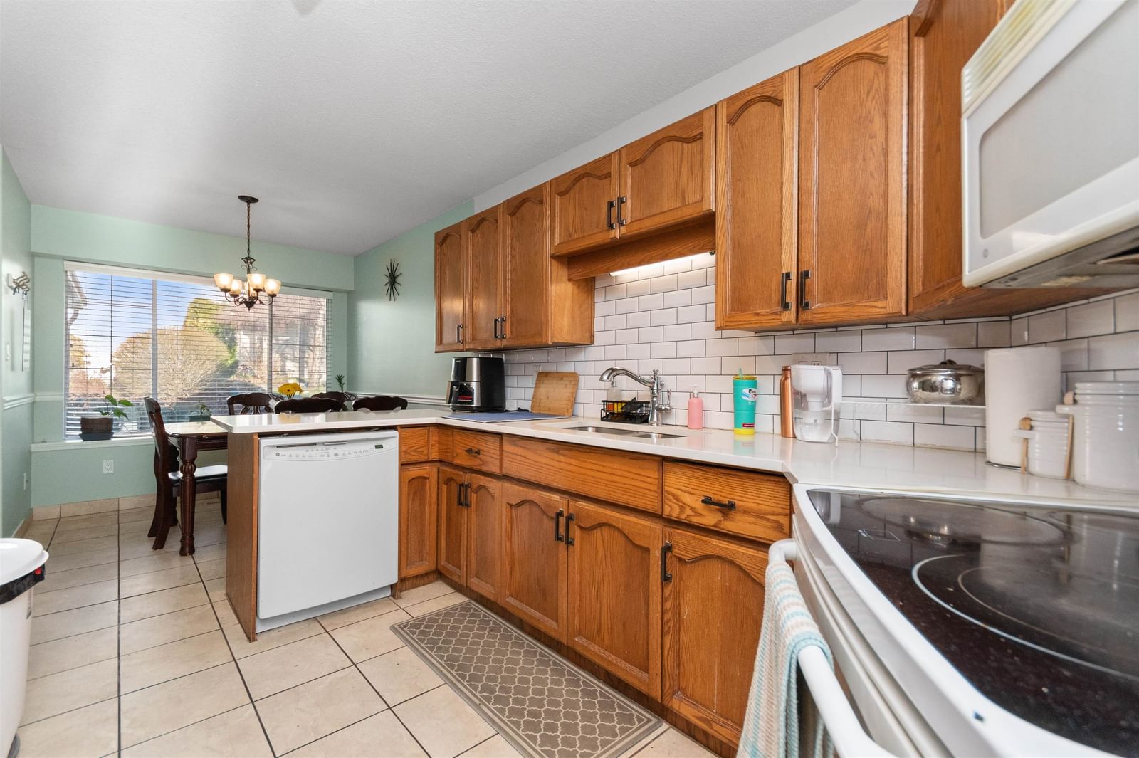 Listing Image 18