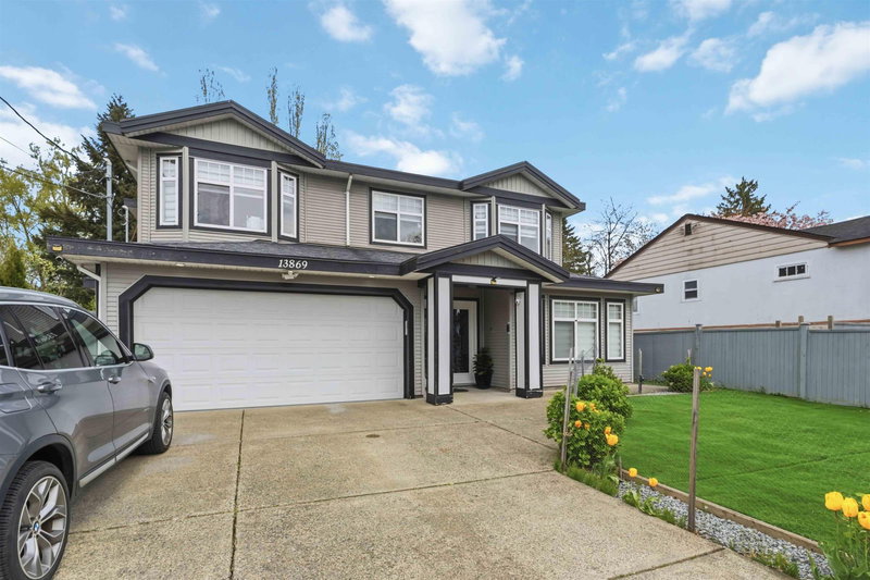 13869 Brentwood Crescent, Surrey, V3R 5M1 | Image 3