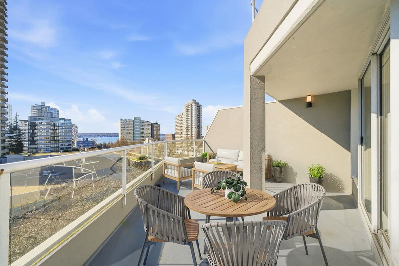 702 - 1771 Nelson Street, Vancouver, V6G 1M6 | Image 2