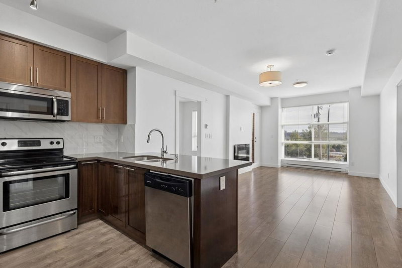 205 - 827 Roderick Avenue, Coquitlam, V3K 0E3 | Image 3