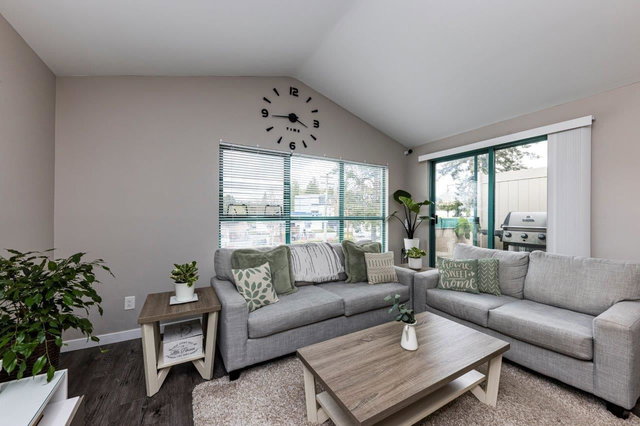 16 - 3200 Westwood Street