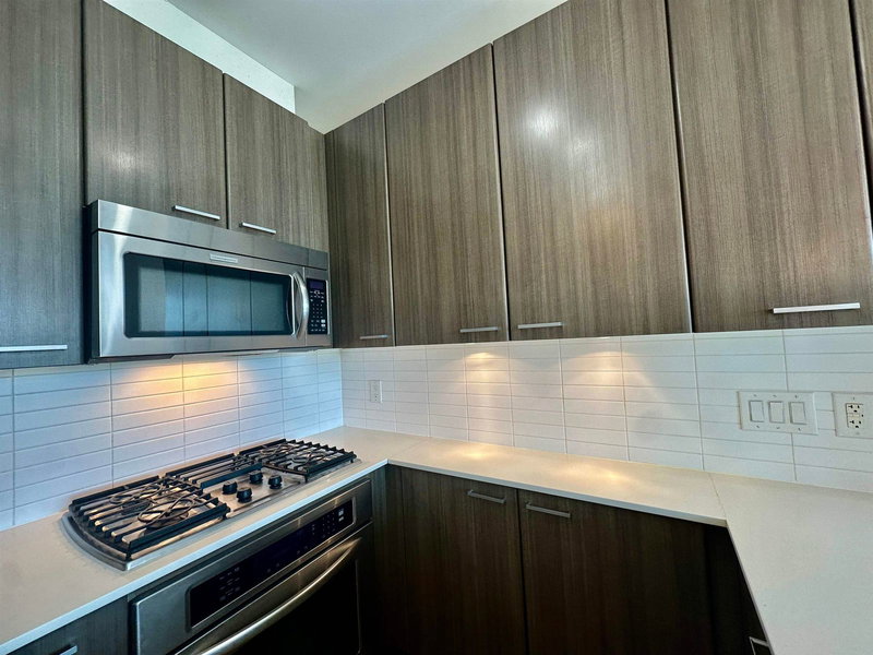 1708 - 2955 Atlantic Avenue, Coquitlam, V3B 0H9 | Image 3