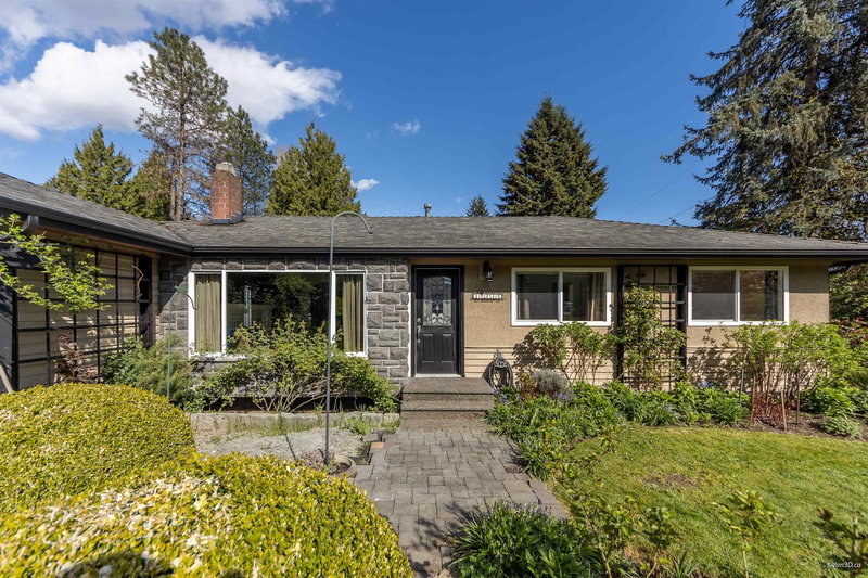 14735 109a Avenue, Surrey, V3R 1Y7 | Image 2
