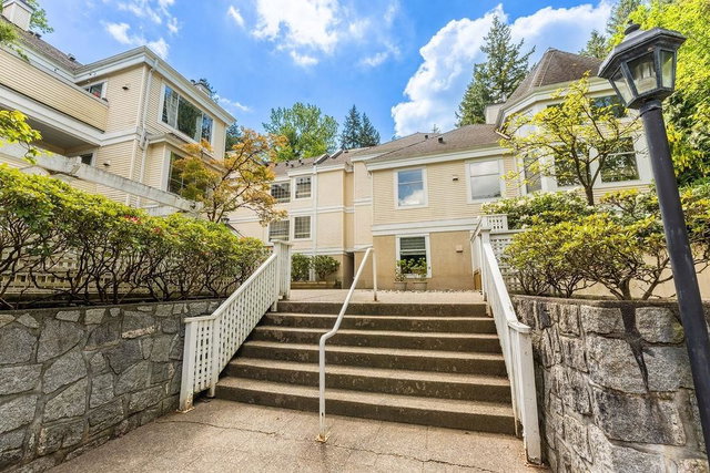 205 - 6860 Rumble Street