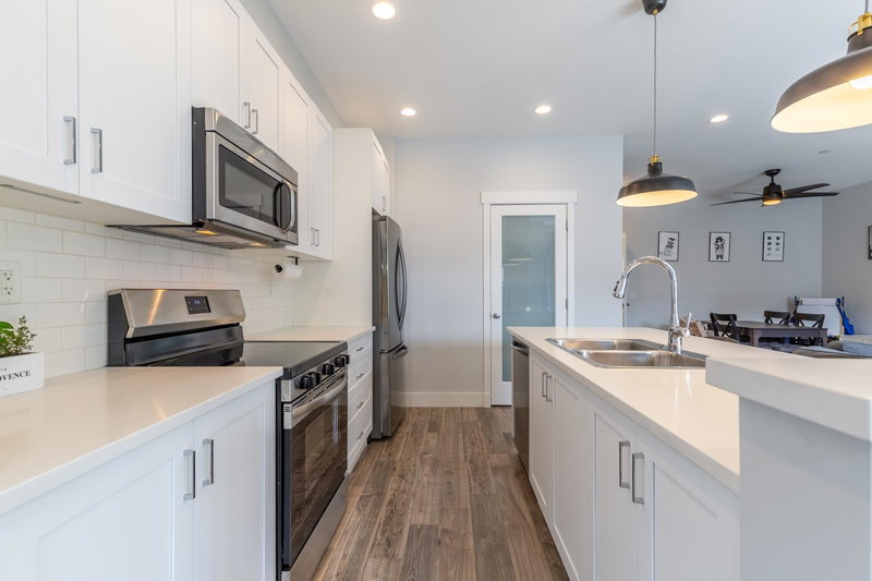 23958 Kanaka Way, Maple Ridge, V2W 0H7 | Image 3