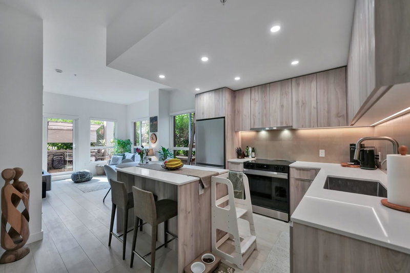 101 - 3596 Malsum Drive, North Vancouver, V7G 0B5 | Image 3