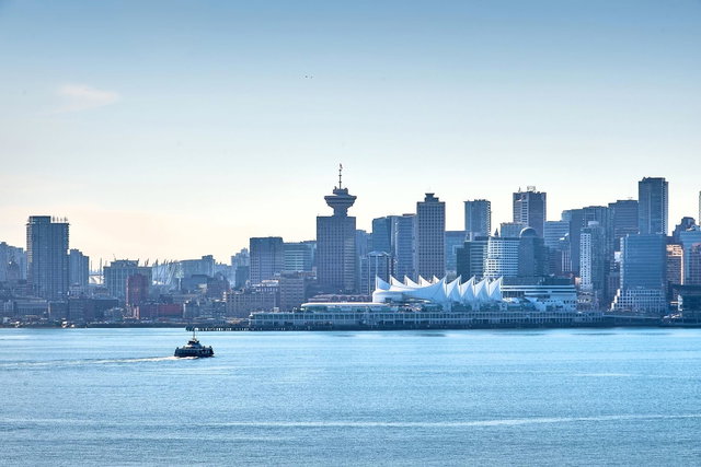 807 - 755 Harbourside Drive