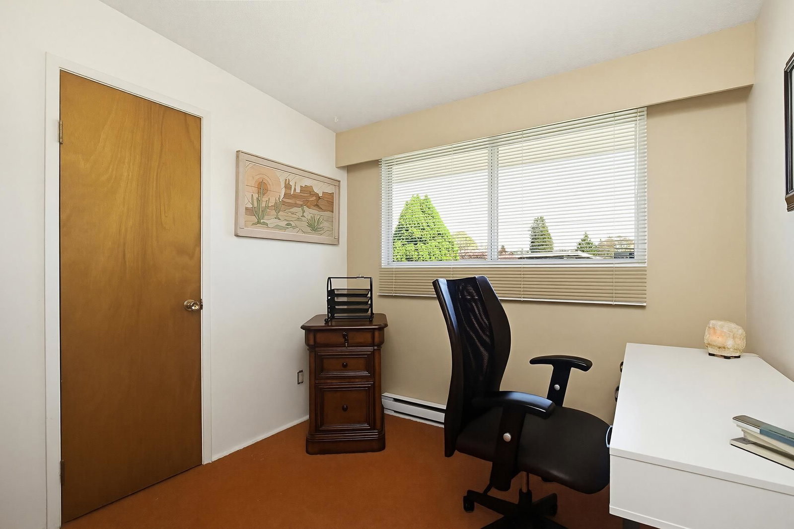 Listing Image 17