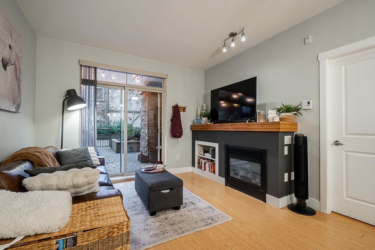 Listing Image 9