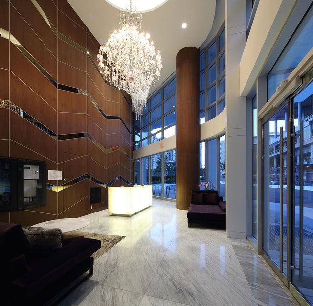 608 - 68 Smithe Street