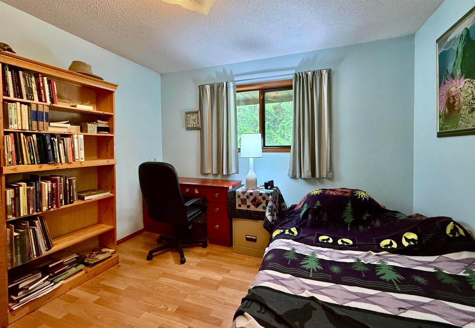 Listing Image 12