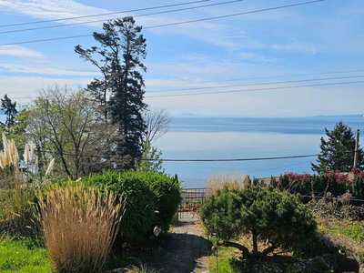 14391 Marine Drive | White Rock | Image